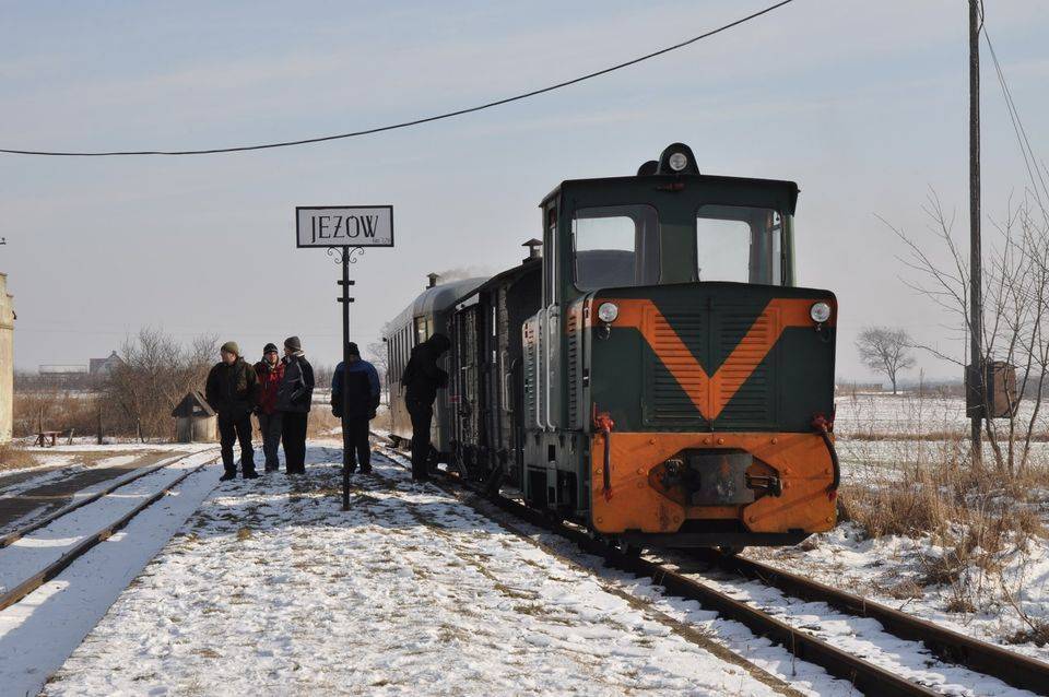 Wracają pociągi zimowe z Rogowa do Jeżowa