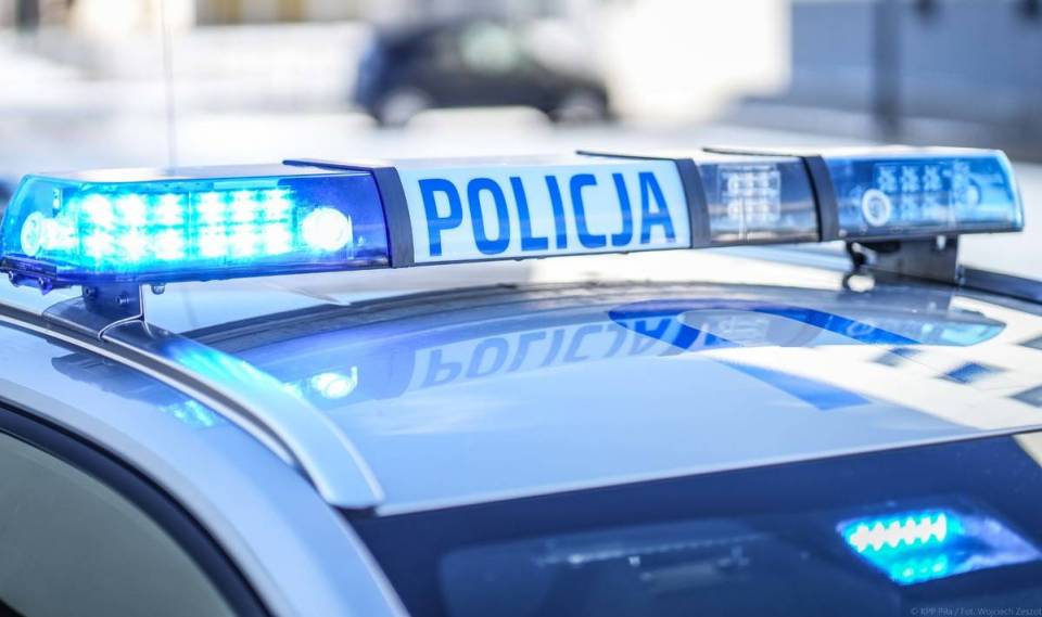 Troje policjantów z Gorzkowic z zarzutami! Śledztwo w sprawie wycieku danych